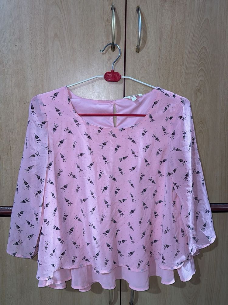 Cute Light Pink Top With Umbrella Print