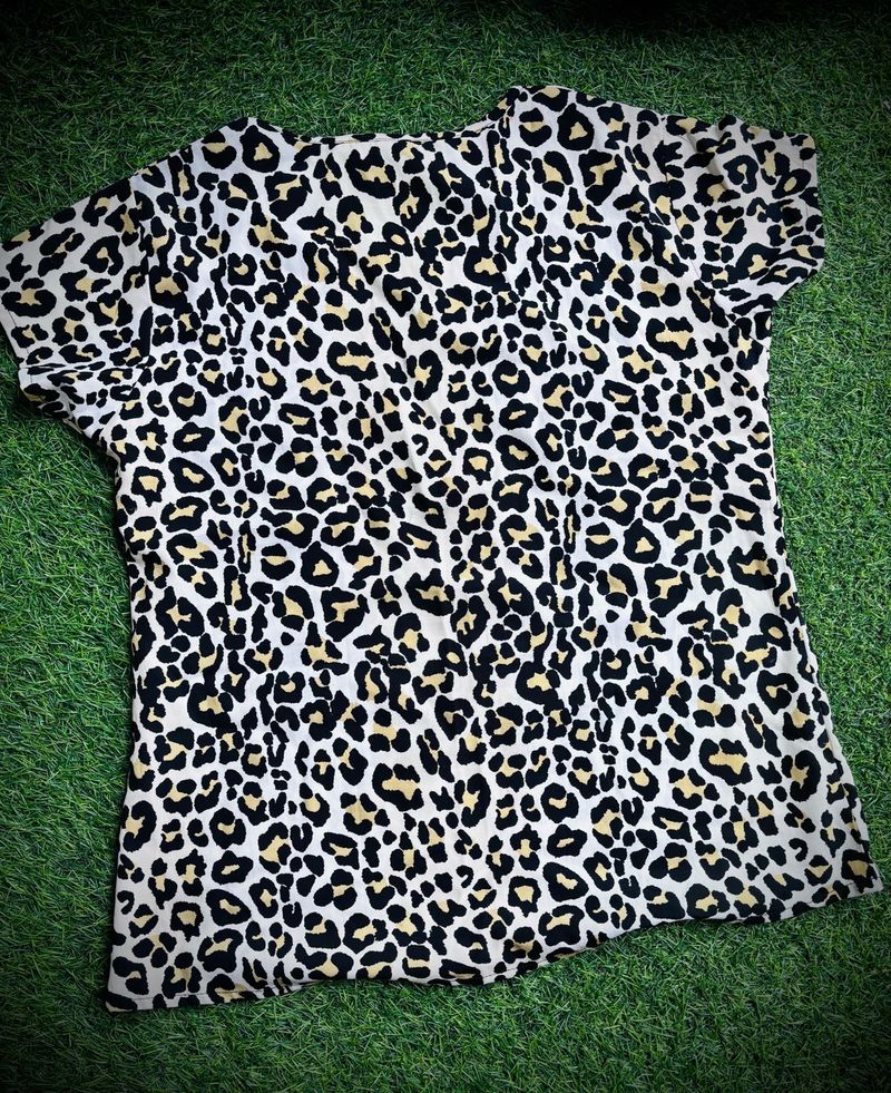 New Animal print top