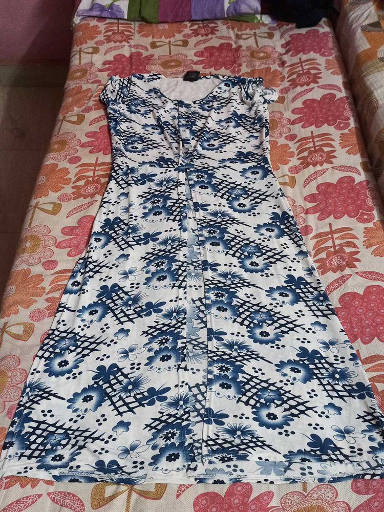 Blue Floral Print Middle Slit Top