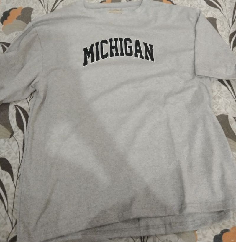 Michigan Graphic Tee