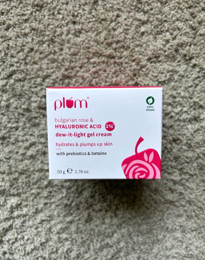 Plum Rose🌹 1% Hyaluronic Acid Moisturizer 💞