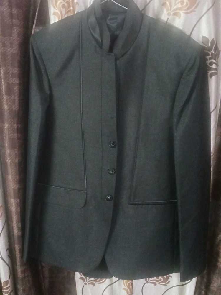 Suit 2 pcs Size 42 inch