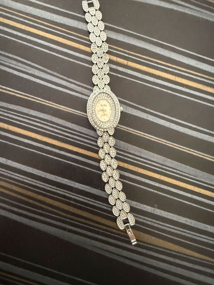 Elegant Rhinestone Watch