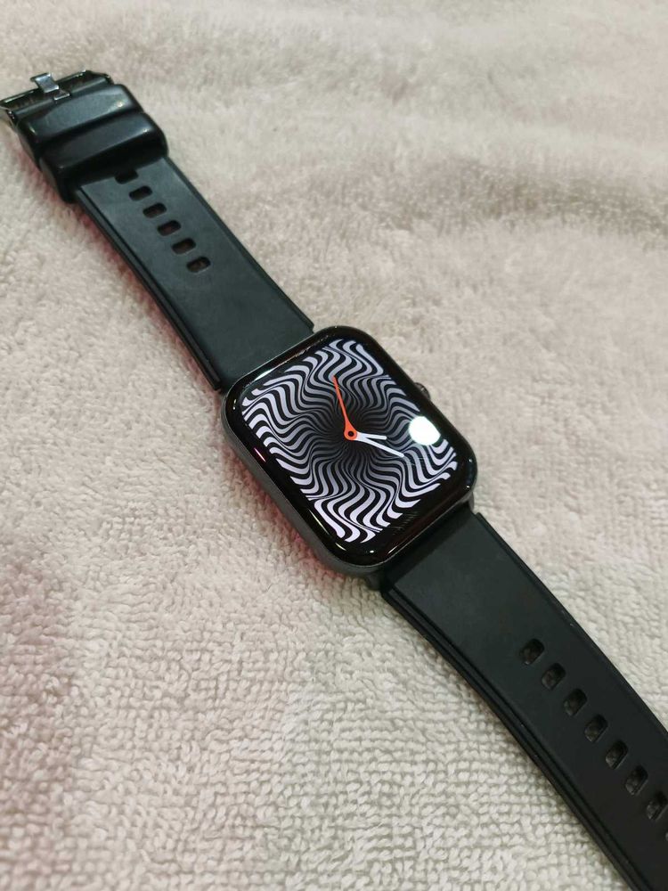 Ambrane Wise Glaze Smartwatch