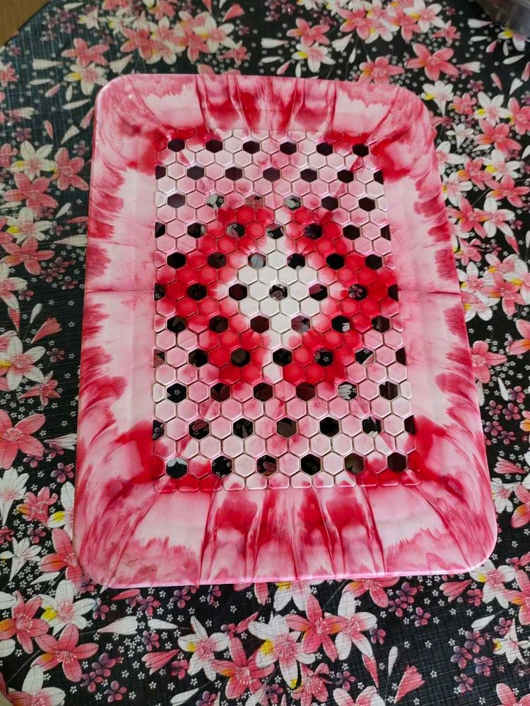 Red &amp; White Bath Mat