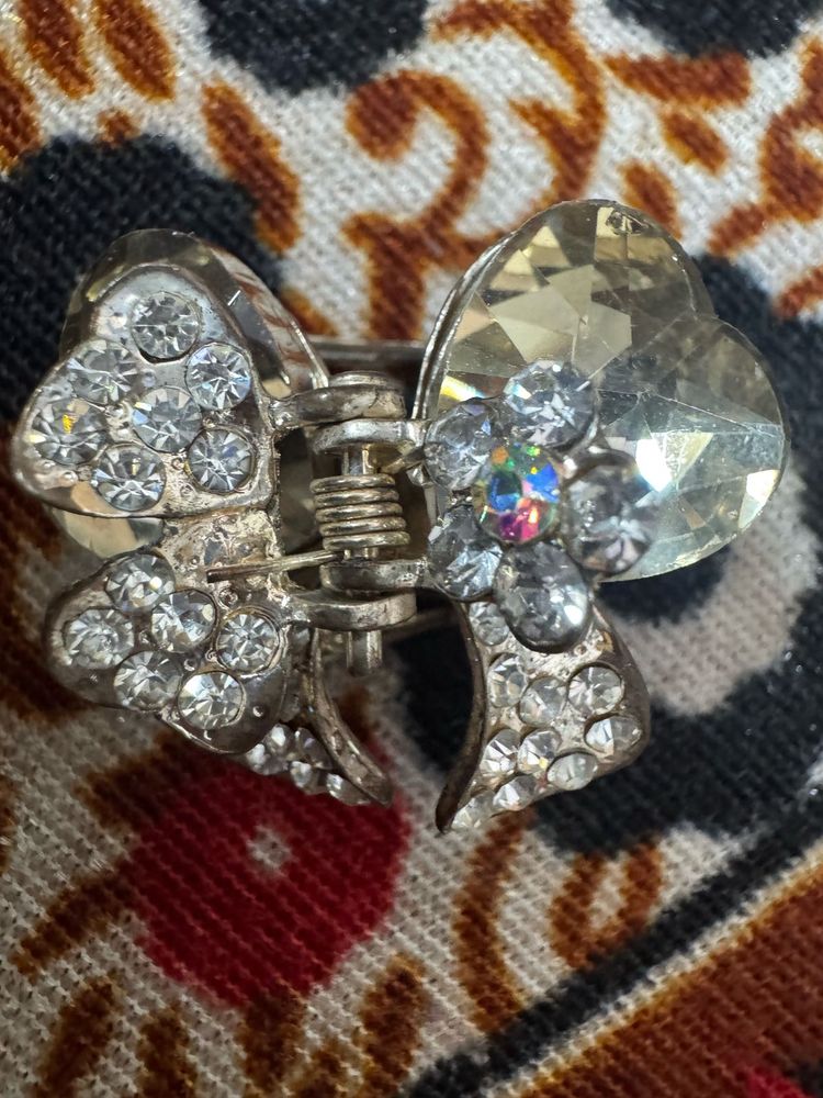 4 Sparkly Crystal Hair Clips