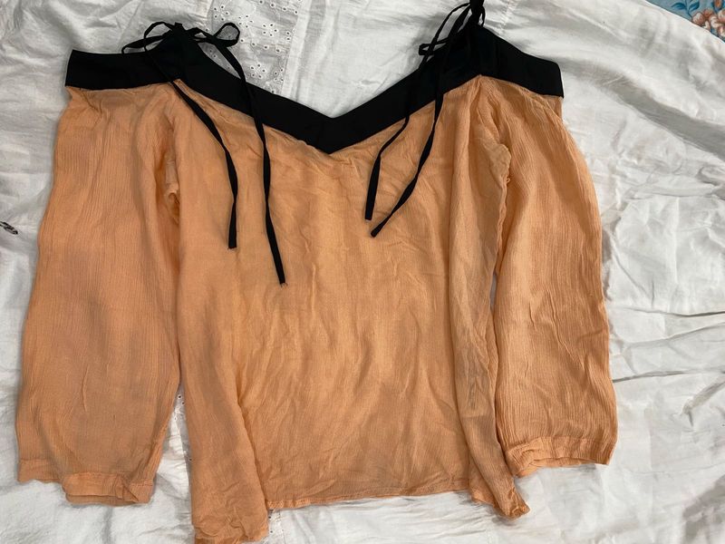 Off-Shoulder Top