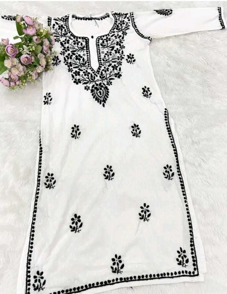 White Embroidered Kurta