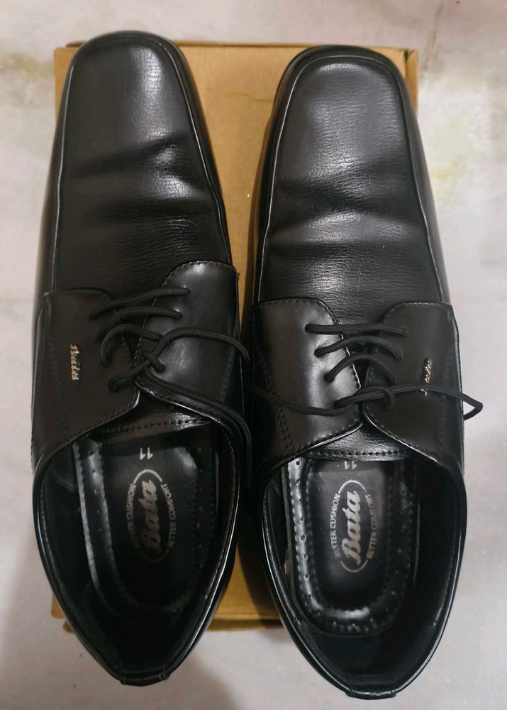 Bata Formal Black Shoes