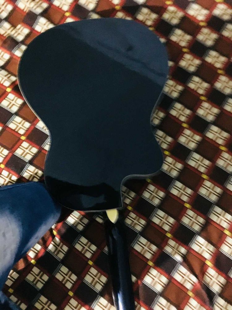 Acoustic Guitar - Great Condition!