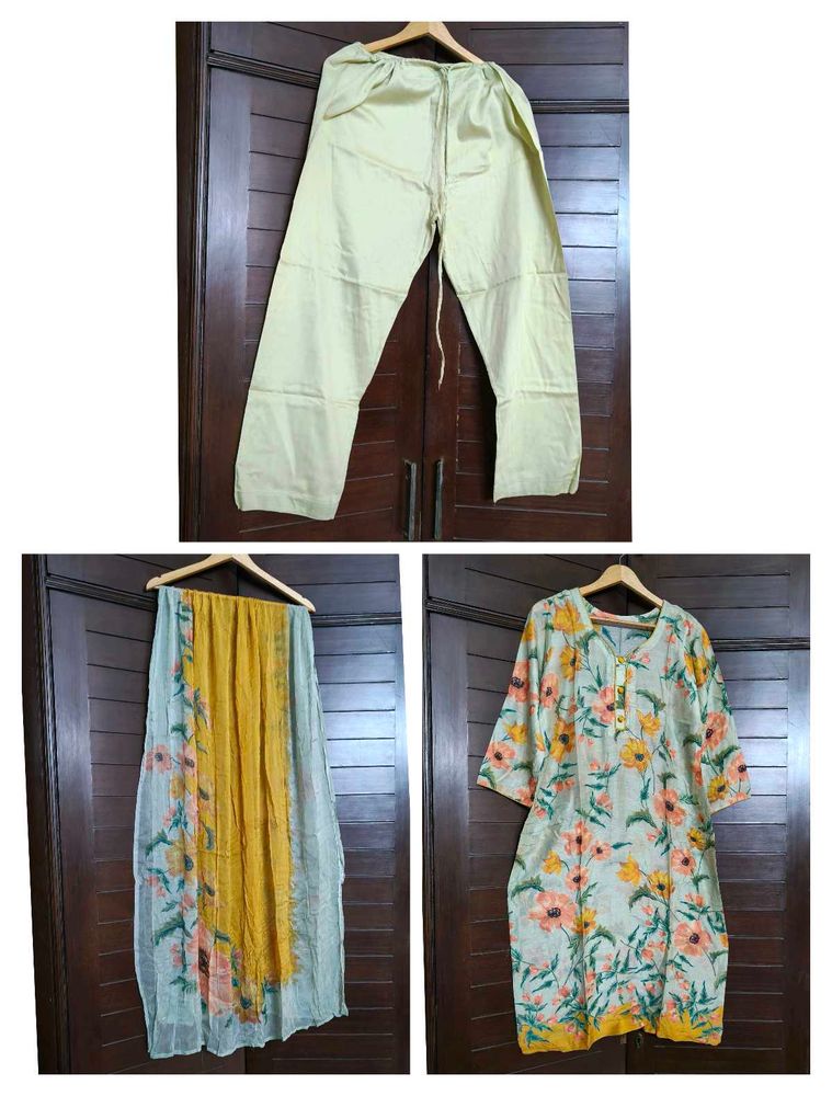 Women Mint Green Colour Floral Printed Kurta Set