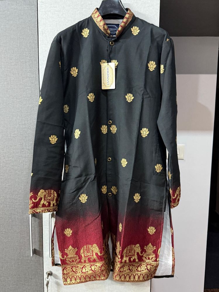 BLACK RED FADE REGALELEPHANT WEAVE JACQUARD KURTA