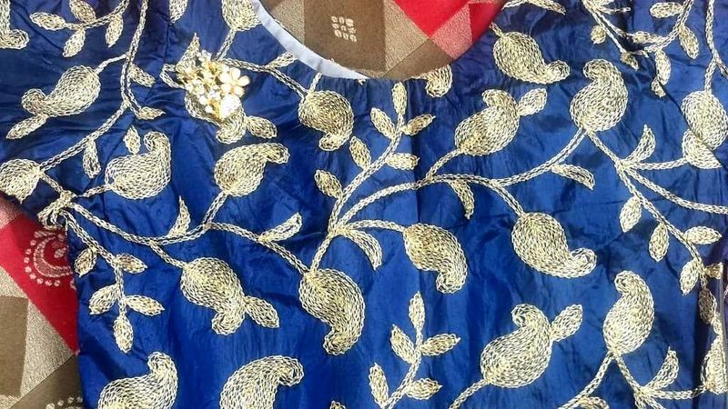 Lehenga Fabric Tata Silk  Crop Ki Length, 43