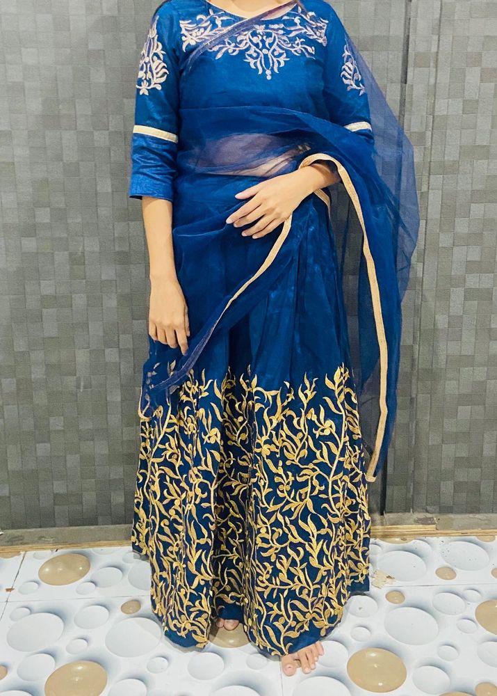 Lehenga Choli Set Size-32