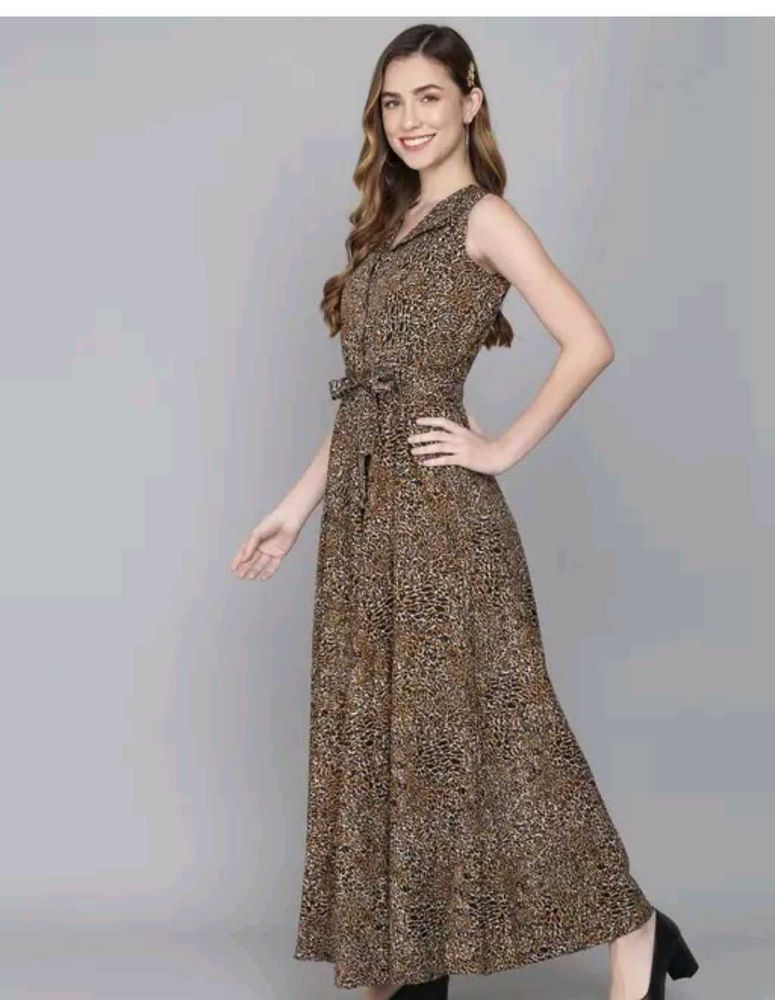 Chic Leopard Print Maxi Dress