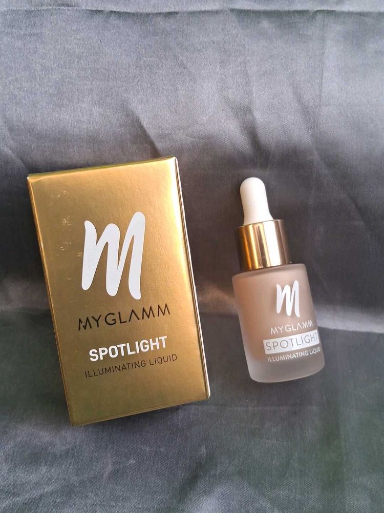 Myglamm Spotlight Illuminating Liquid
