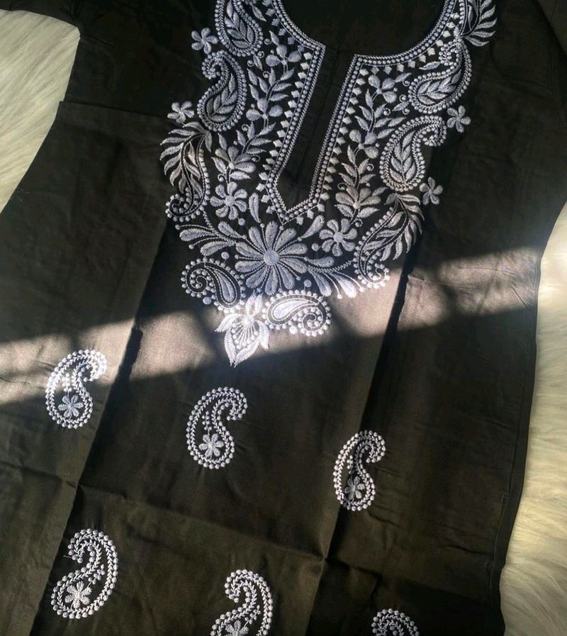 Cotton Chikankari Kurti