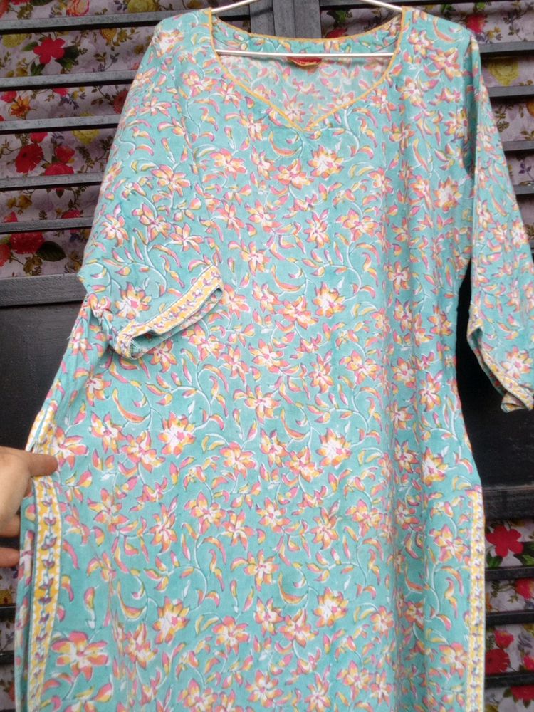 Pure Cotton Floral Straight Kurta 💙💙