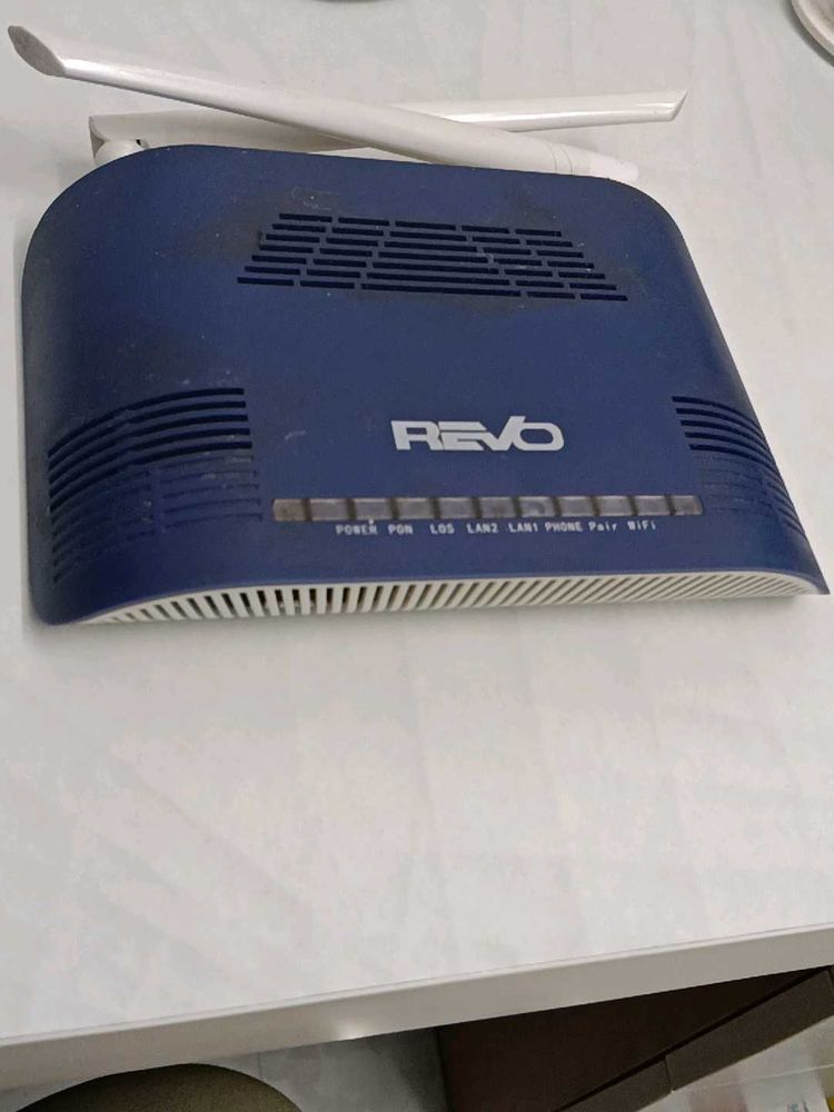 Revo Wifi Router