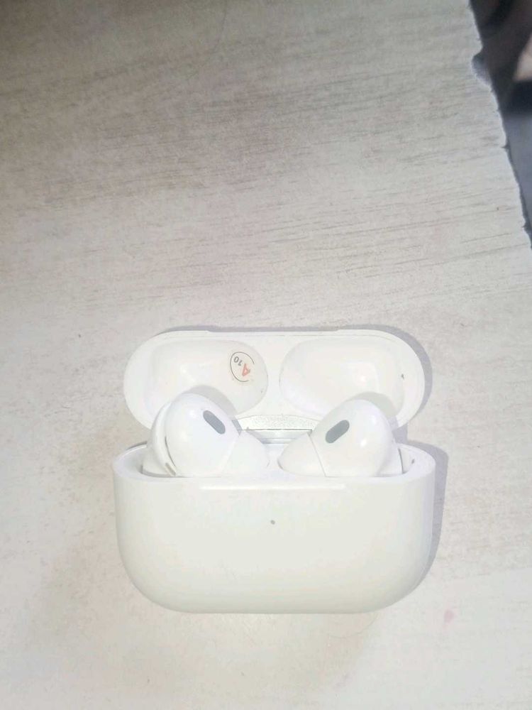 Boat Airdopes 141 - White