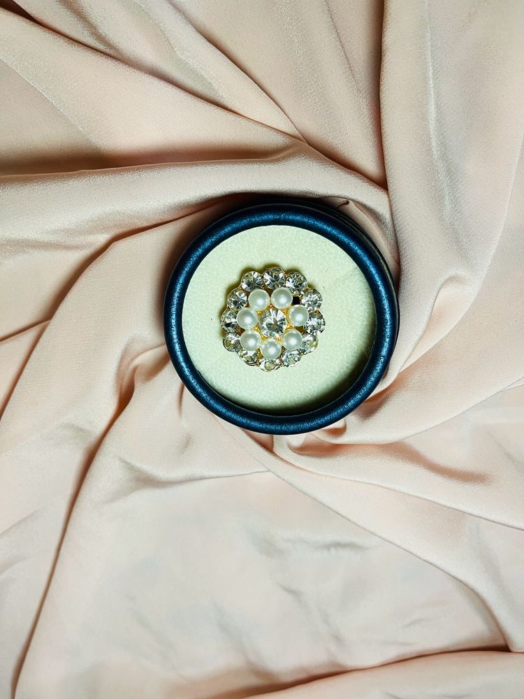 Pearl With Stone Ring