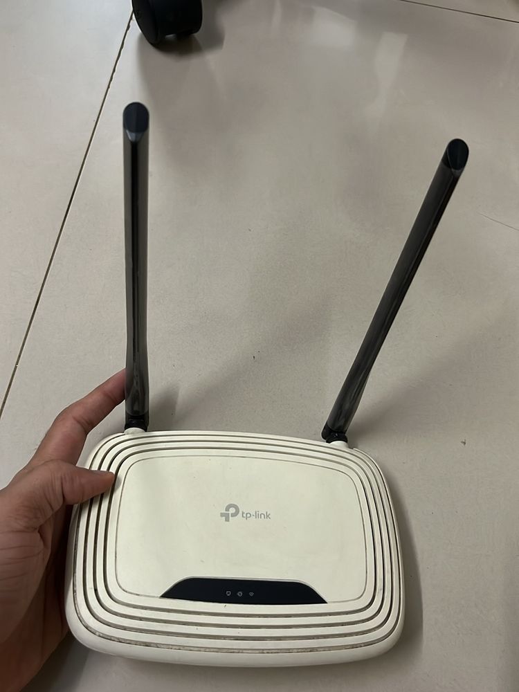 TP Link 300 Mbps Wifi Router