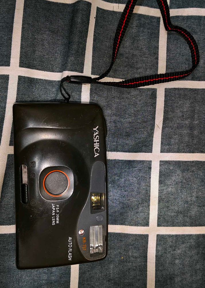 Yashica KR-712 35mm Film Camera