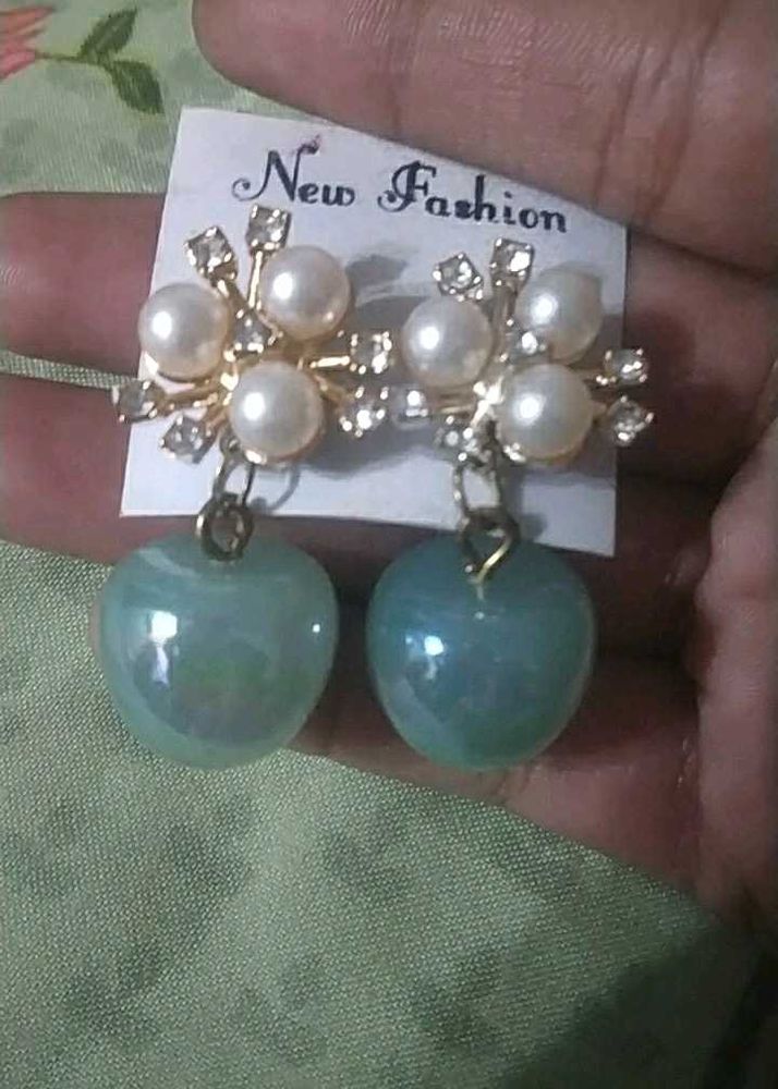 Pearl Drop Earrings