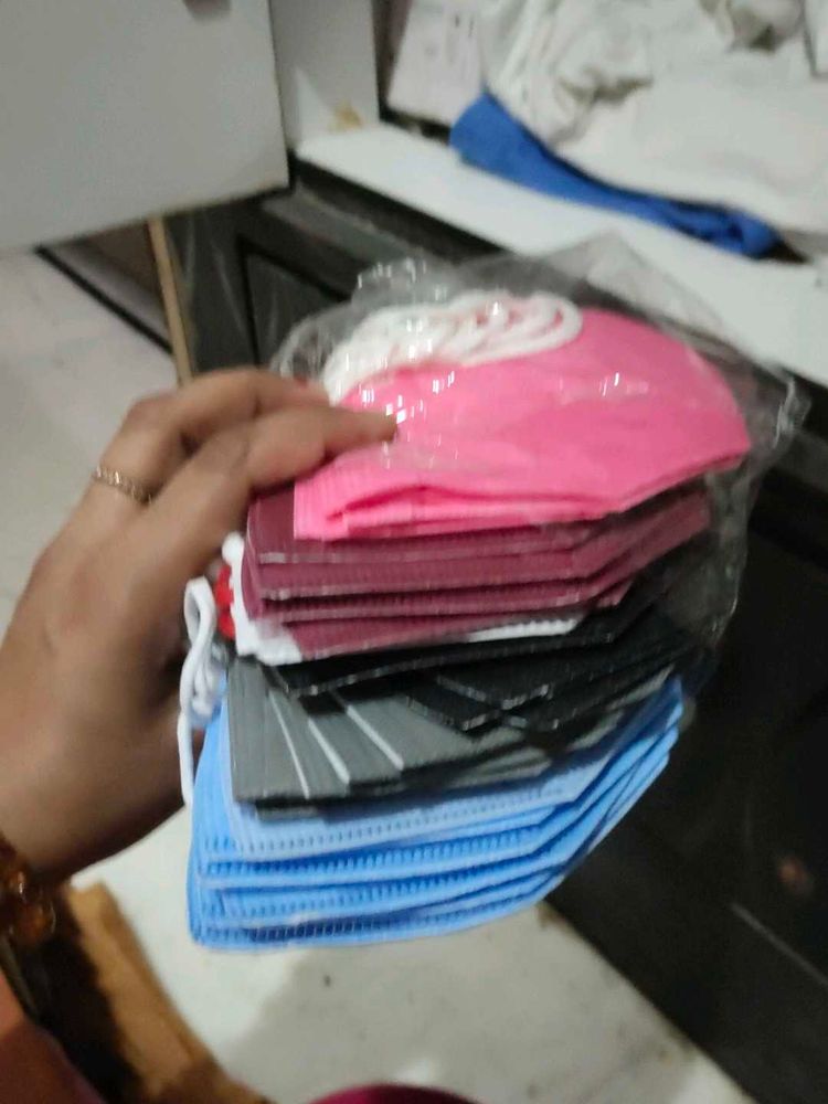Multi-Color N95 Face Masks 25 Pc Pack