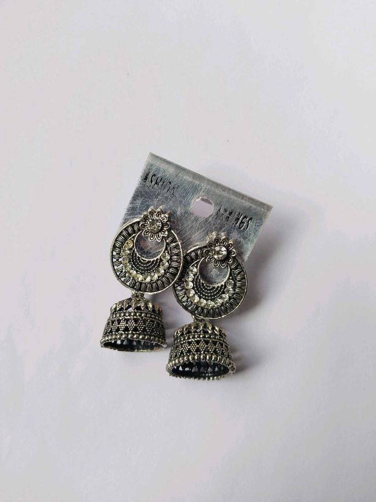 Silver Jhumka Earrings