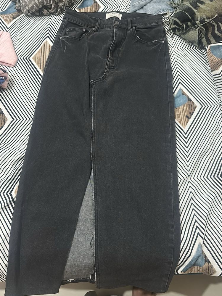 Long Slit Skirt