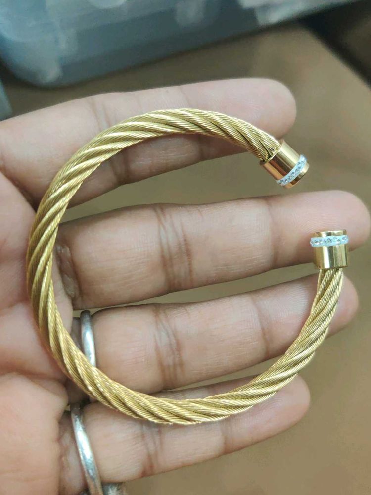 Anti Tarnish Gold Adjustable Kada