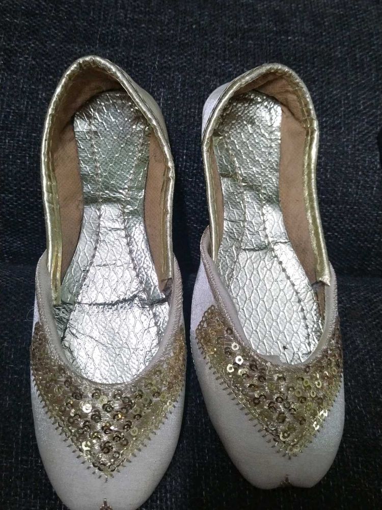 Elegant Flats