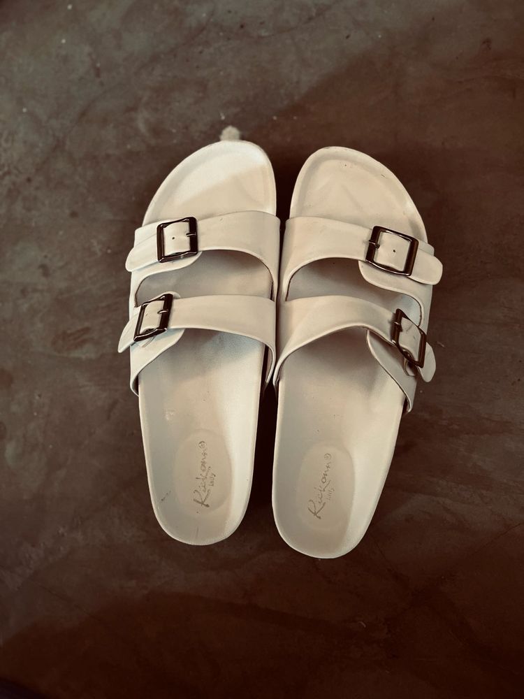 White Beautiful Flat For Women