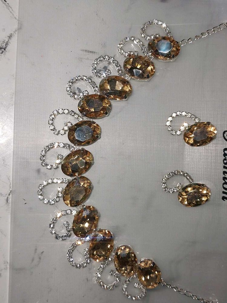 Elegant Necklace &amp; Earring Set