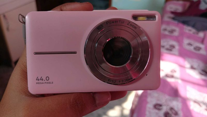 Digital Camera