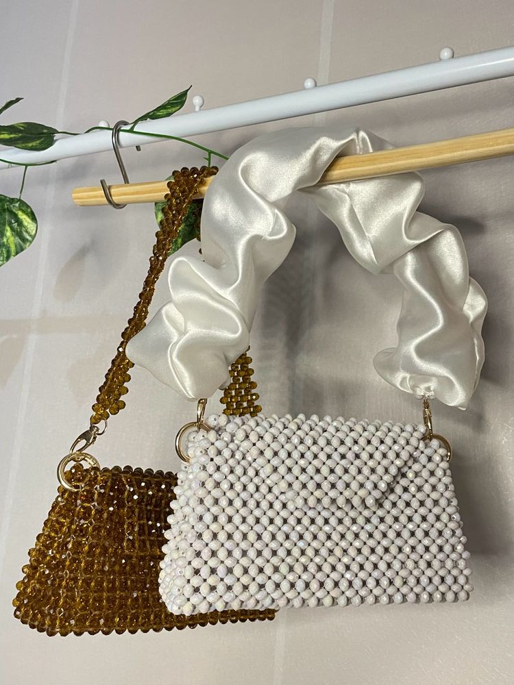 Beautiful 🤍handmade beaded Bag
