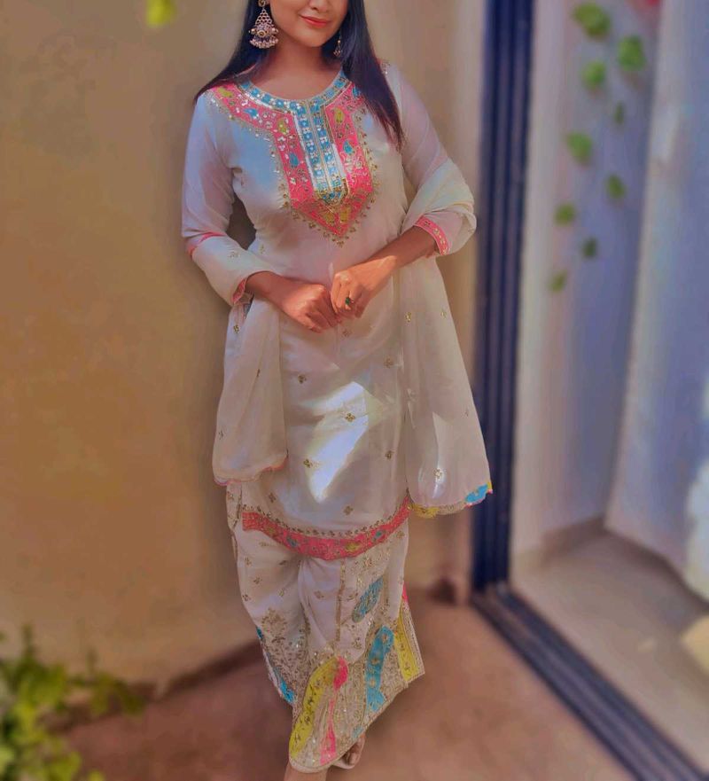 Elegant Embroidered Kurta Set new with tag