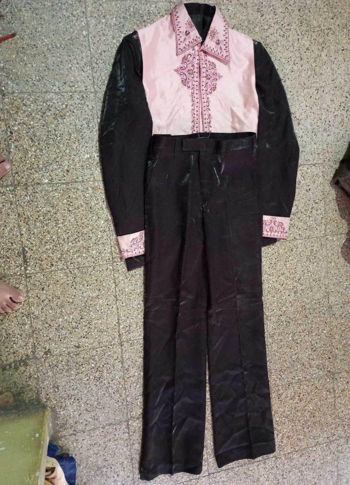 Suit