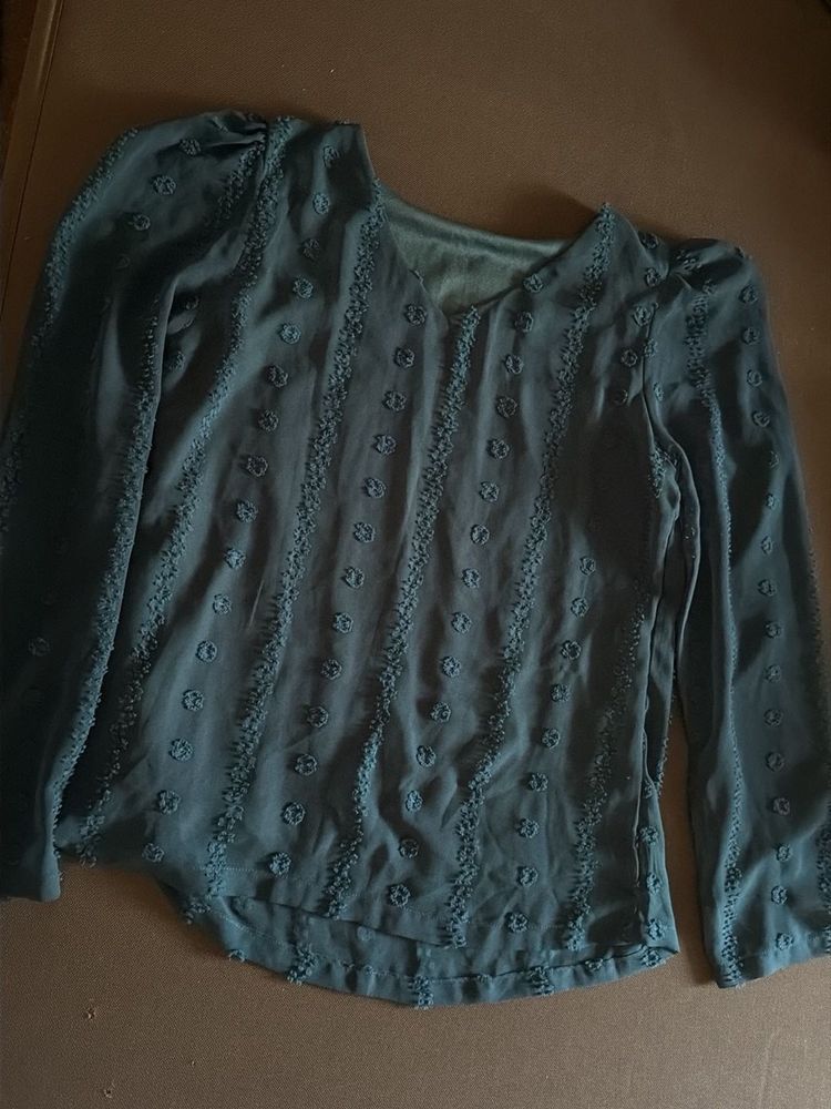 Green Floral Long Sleeve Top