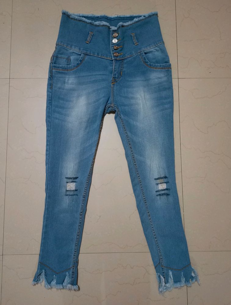 Distressed/Tone Sky Blue Jeans