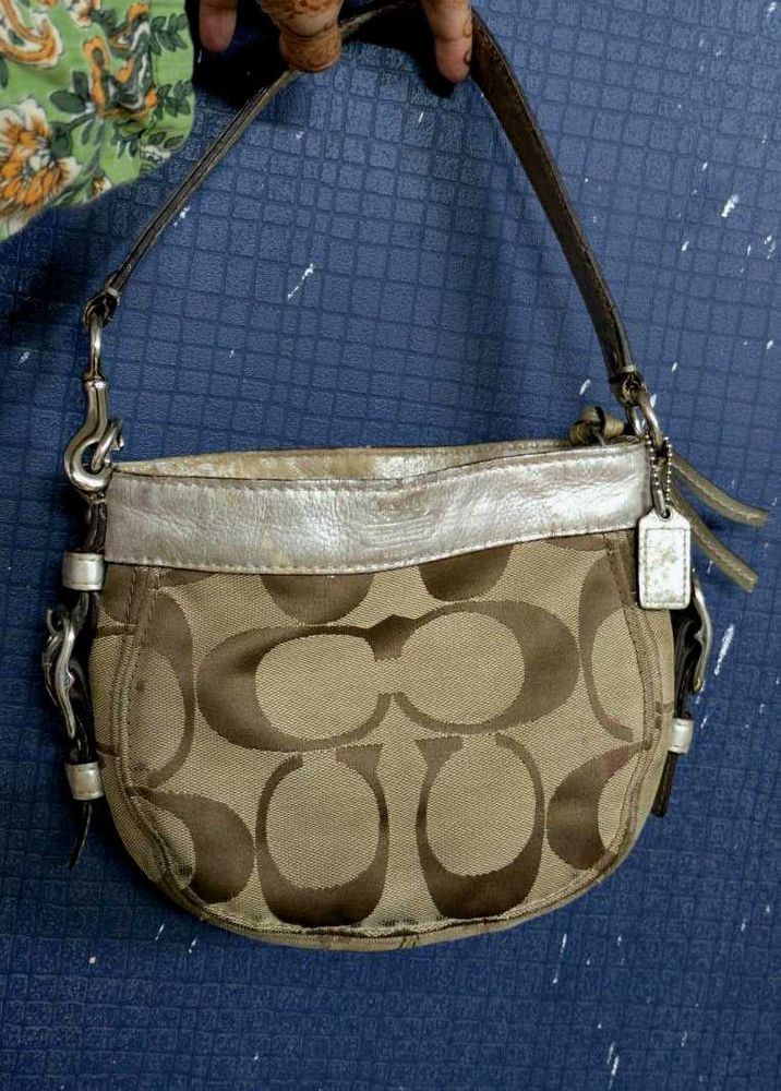 Coach Signature Canvas Shoulder Bag