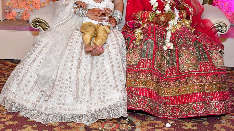 Heavy Lehnga With Backless Blouse And Dupatta.