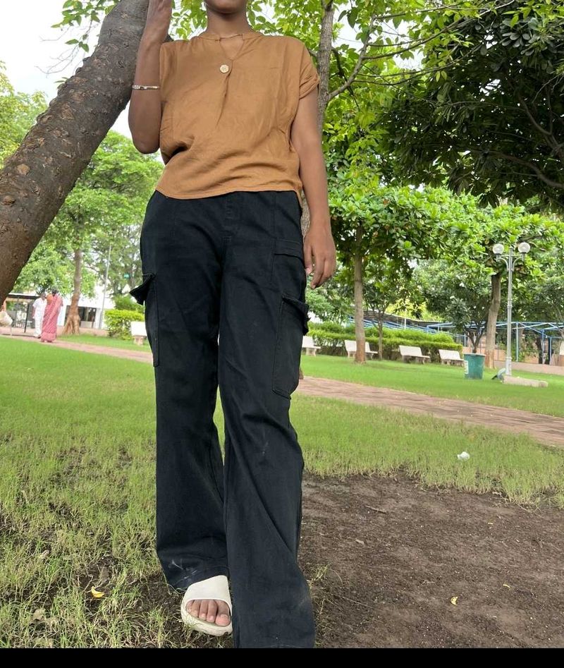 Brown Top &amp; Black Cargo Pants