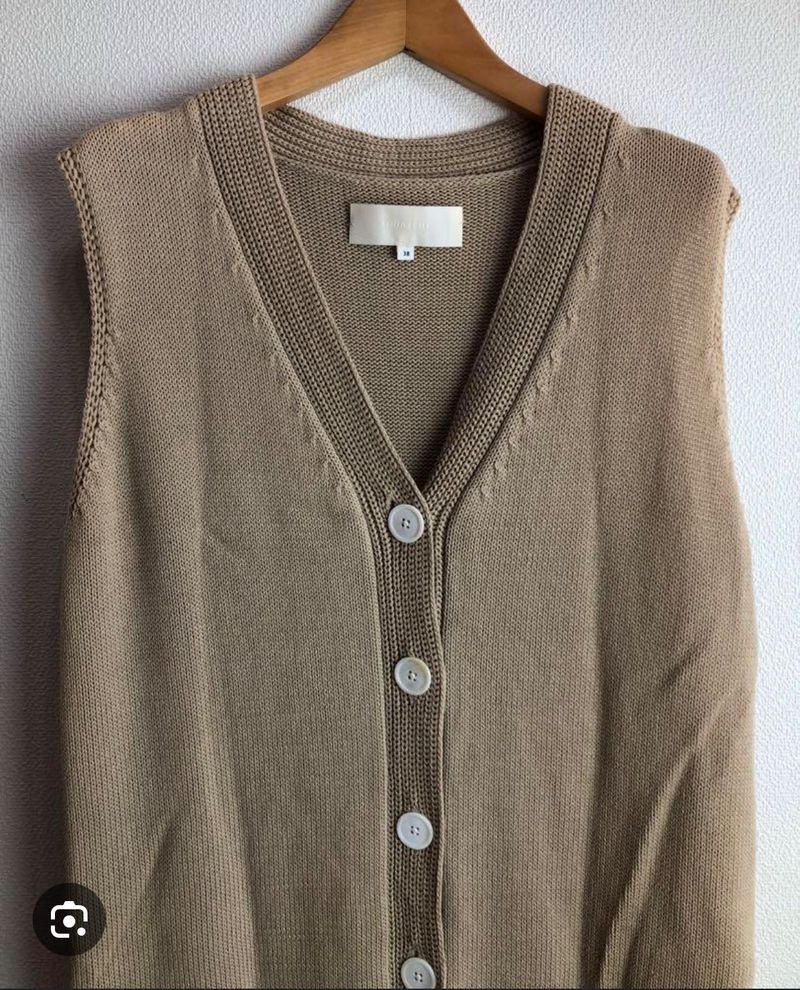 Knitted Vest