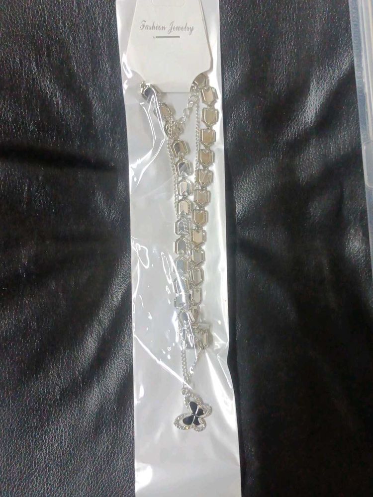 Fashion Chain With Pendant