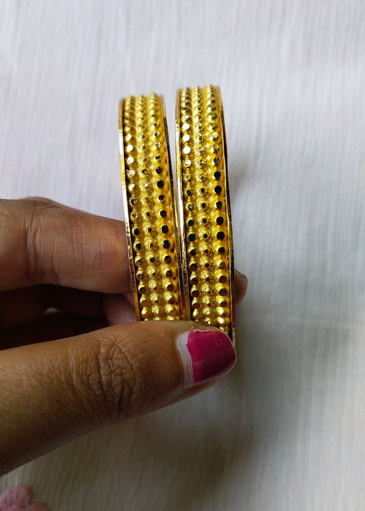 Srihari Gold Plated Bangles