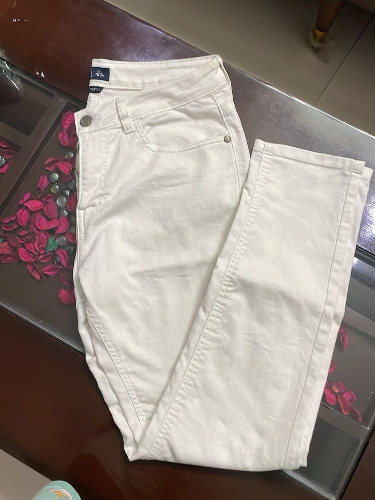 White Jeans