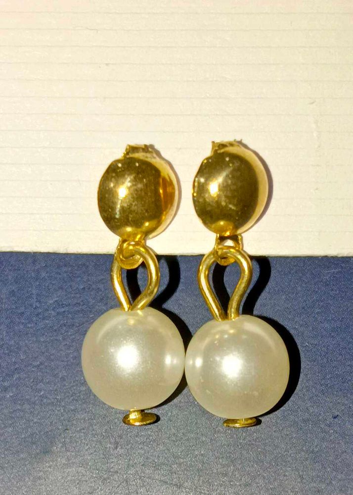 Pearl Drop Earrings