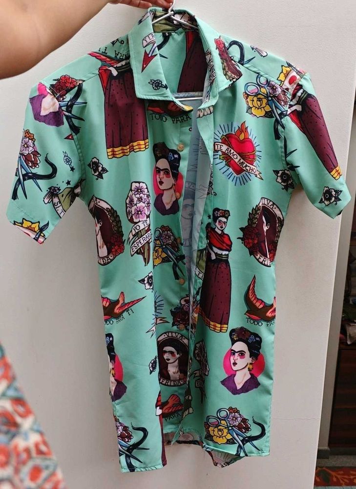 Frida Kahlo Print Button-Down Shirt